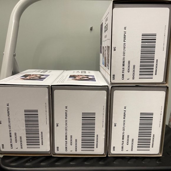 Fujifilm Instax Mini 70 Instant Film Camera - Neon Violet New In Box - Picture 9 of 10